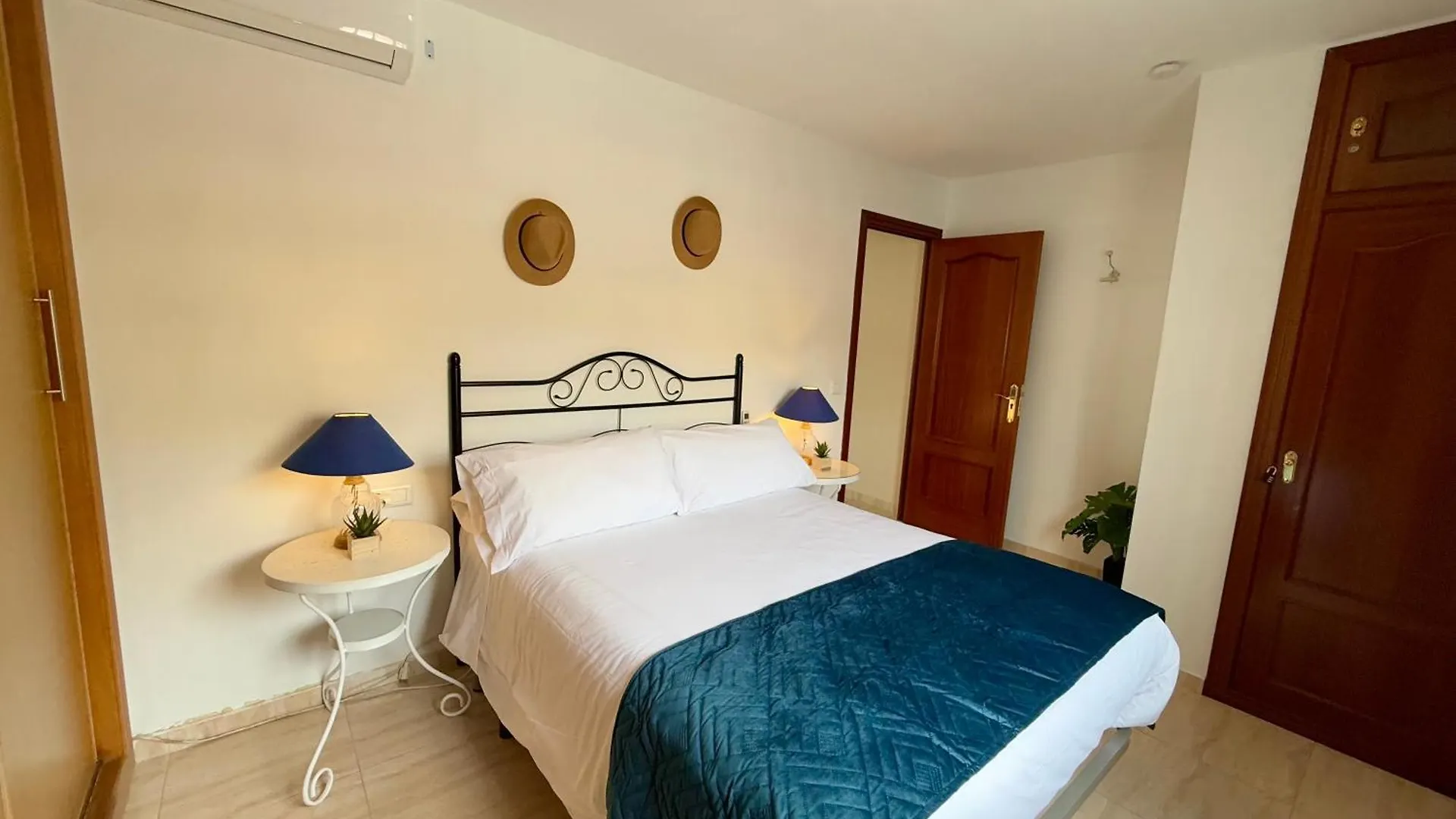 Charming Apartment Carihuela, Best Location Torremolinos