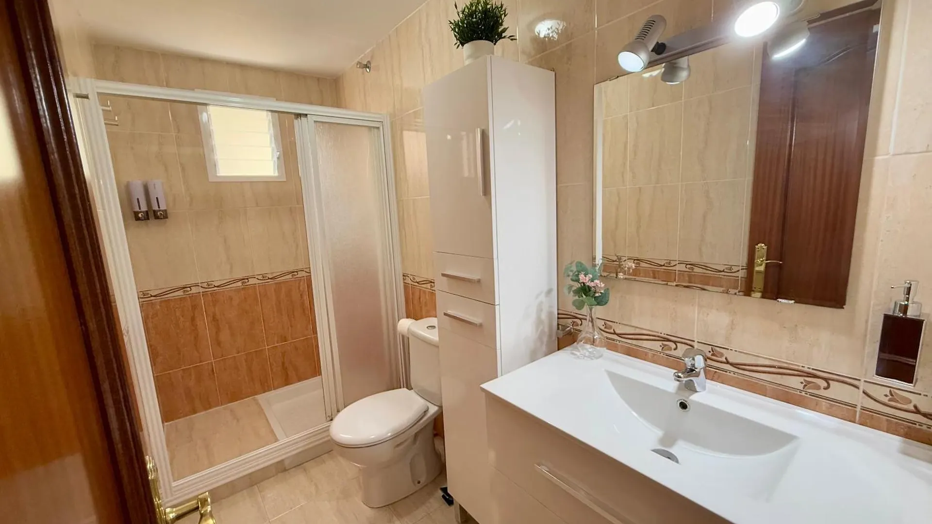 Charming Apartment Carihuela, Best Location Torremolinos