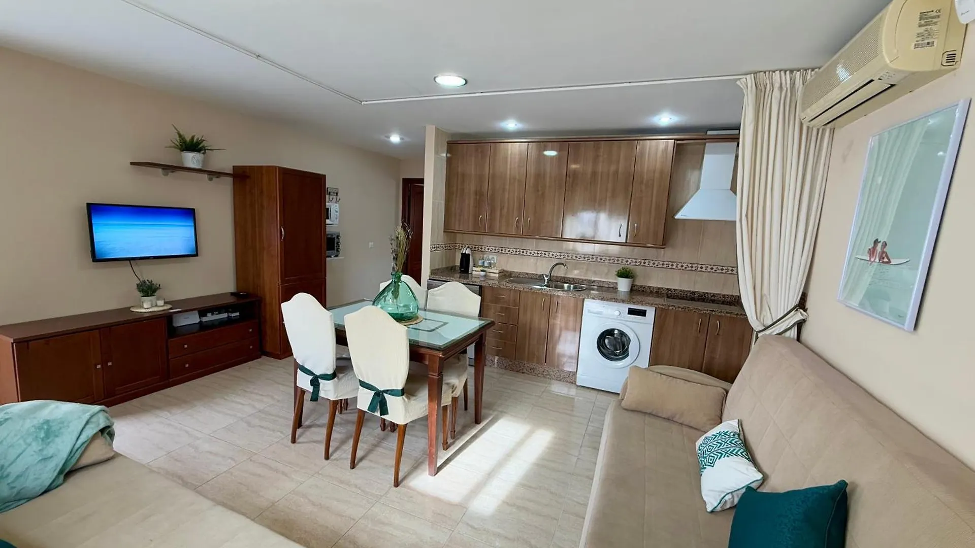 Charming Apartment Carihuela, Best Location Torremolinos 0*,  Spain